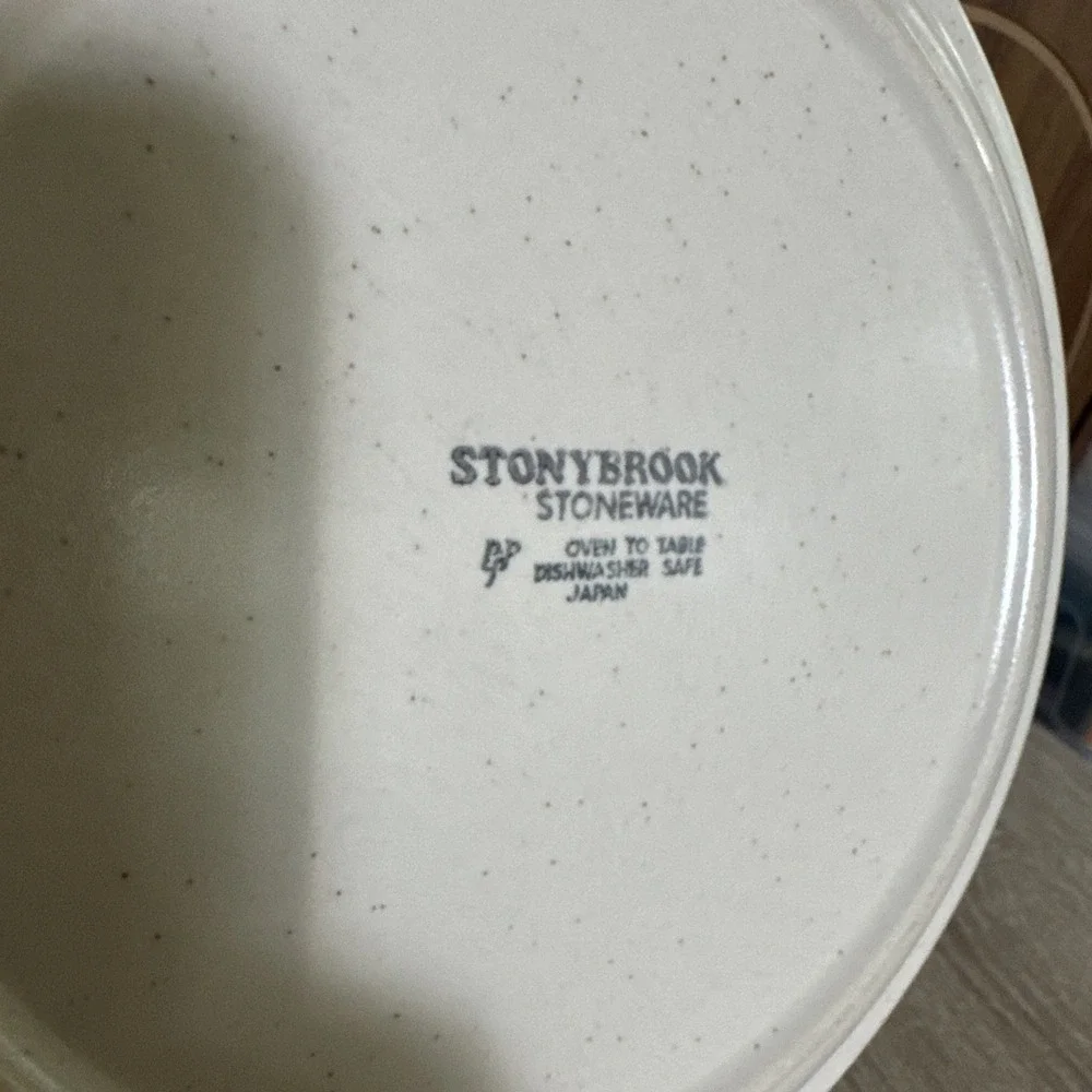 Vintage Stonybrook Stoneware 7 5/8
